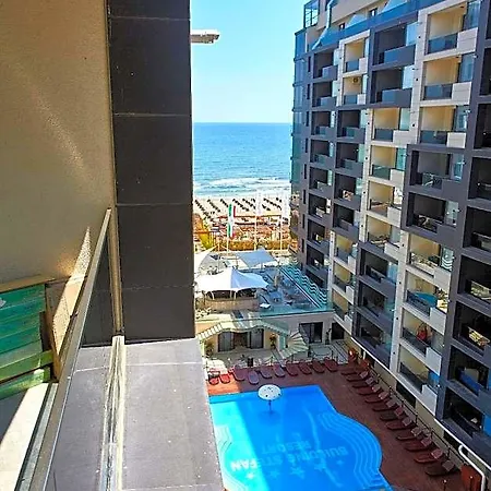 Aqua Viva By R S Hotel Mamaja